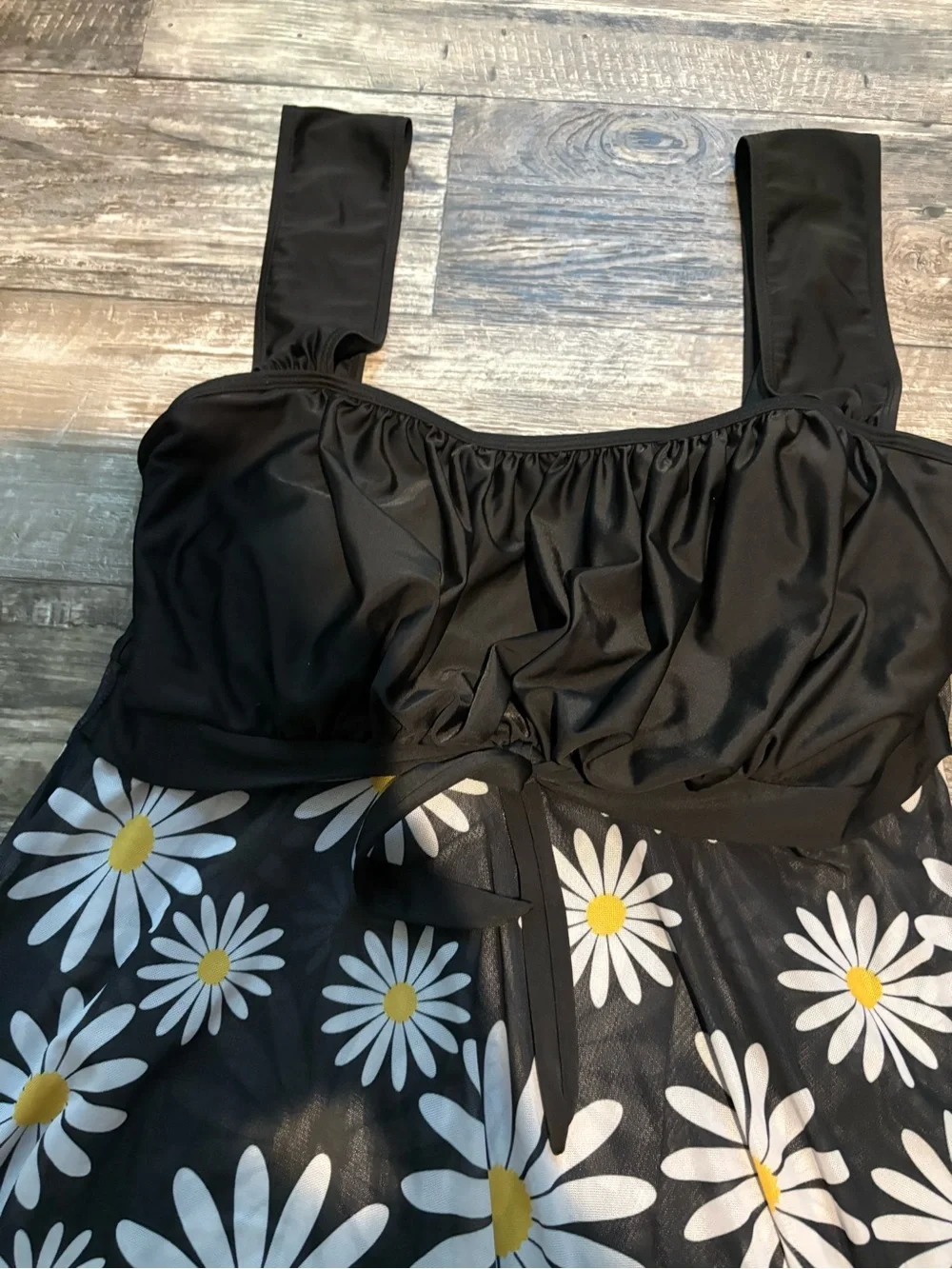 NWOT Black Daisy Swim Dress Women’s Size 3XL